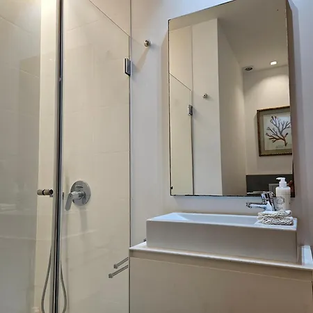 My With Ac ליסבון